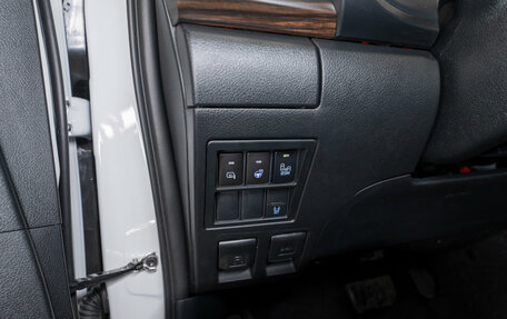 Toyota Hilux VIII, 2024 год, 7 350 000 рублей, 21 фотография