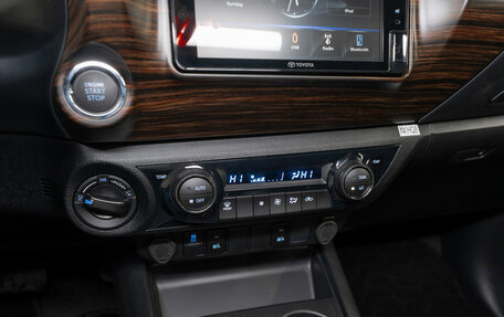 Toyota Hilux VIII, 2024 год, 7 350 000 рублей, 17 фотография