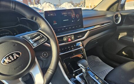 KIA K3, 2020 год, 2 150 000 рублей, 11 фотография
