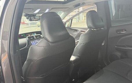 Toyota Prius IV XW50, 2019 год, 1 650 001 рублей, 16 фотография