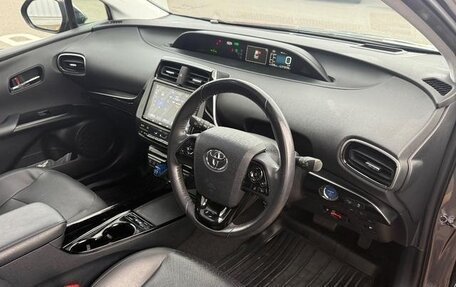 Toyota Prius IV XW50, 2019 год, 1 650 001 рублей, 18 фотография