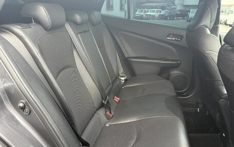 Toyota Prius IV XW50, 2019 год, 1 650 001 рублей, 20 фотография