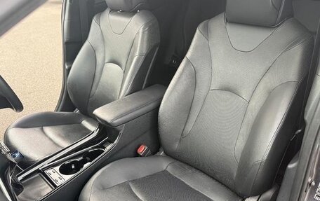 Toyota Prius IV XW50, 2019 год, 1 650 001 рублей, 23 фотография