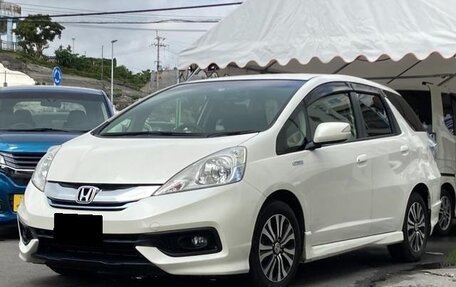 Honda Fit Shuttle I рестайлинг, 2014 год, 697 000 рублей, 3 фотография