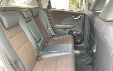 Honda Fit Shuttle I рестайлинг, 2014 год, 697 000 рублей, 14 фотография