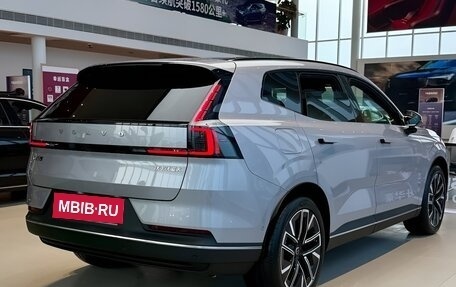 Volvo XC70, 2025 год, 6 780 000 рублей, 3 фотография