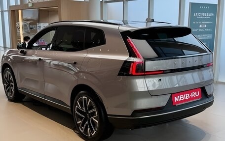 Volvo XC70, 2025 год, 6 780 000 рублей, 5 фотография