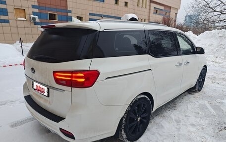 KIA Carnival III, 2019 год, 3 100 000 рублей, 4 фотография