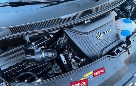 Volkswagen Multivan T6 рестайлинг, 2022 год, 4 600 000 рублей, 18 фотография