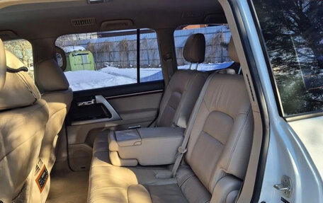 Toyota Land Cruiser 200, 2012 год, 4 750 000 рублей, 15 фотография