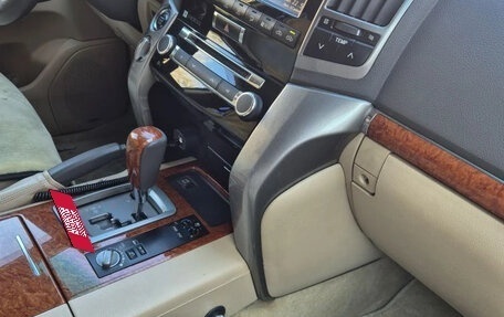 Toyota Land Cruiser 200, 2012 год, 4 750 000 рублей, 23 фотография