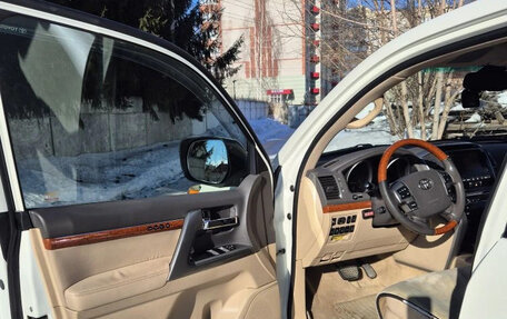 Toyota Land Cruiser 200, 2012 год, 4 750 000 рублей, 25 фотография