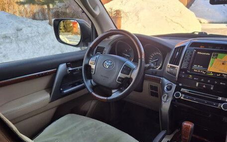 Toyota Land Cruiser 200, 2012 год, 4 750 000 рублей, 27 фотография