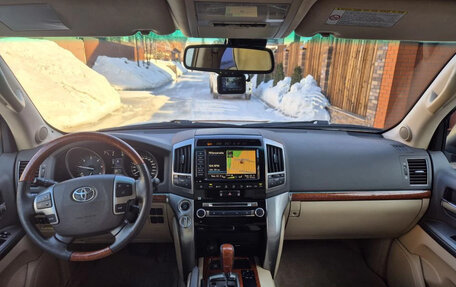 Toyota Land Cruiser 200, 2012 год, 4 750 000 рублей, 31 фотография