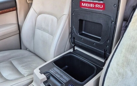 Toyota Land Cruiser 200, 2012 год, 4 750 000 рублей, 29 фотография