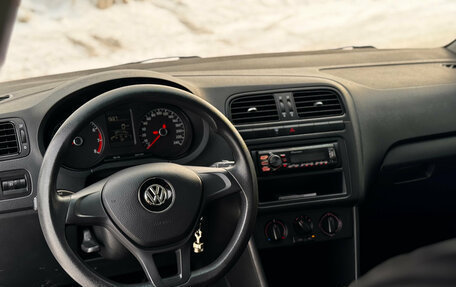 Volkswagen Polo VI (EU Market), 2015 год, 790 000 рублей, 11 фотография