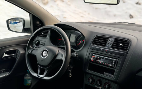 Volkswagen Polo VI (EU Market), 2015 год, 790 000 рублей, 12 фотография