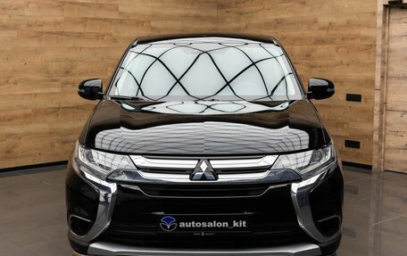 Mitsubishi Outlander III рестайлинг 3, 2017 год, 2 249 000 рублей, 2 фотография