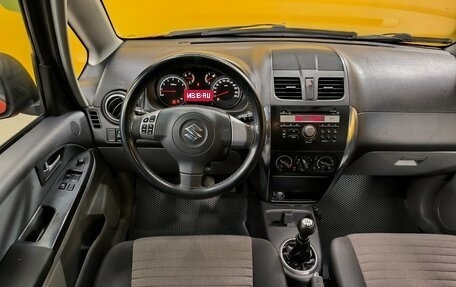 Suzuki SX4 II рестайлинг, 2011 год, 639 000 рублей, 13 фотография