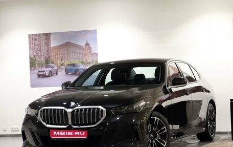 BMW 5 серия, 2025 год, 8 290 000 рублей, 1 фотография