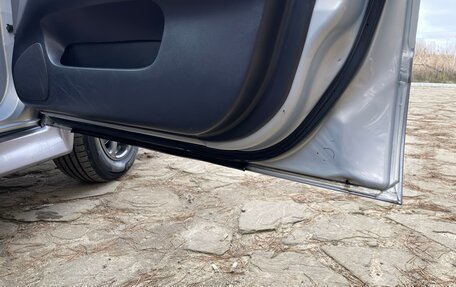 Nissan Avenir II, 2001 год, 700 000 рублей, 37 фотография