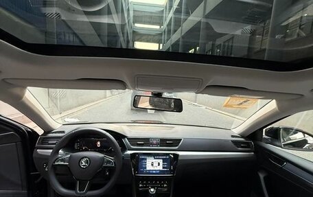 Skoda Superb III рестайлинг, 2025 год, 2 310 333 рублей, 12 фотография