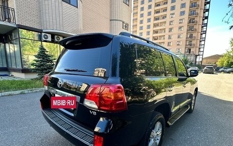 Toyota Land Cruiser 200, 2013 год, 3 750 000 рублей, 4 фотография