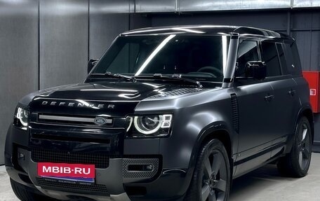 Land Rover Defender II, 2022 год, 15 990 000 рублей, 3 фотография