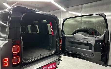 Land Rover Defender II, 2022 год, 15 990 000 рублей, 7 фотография