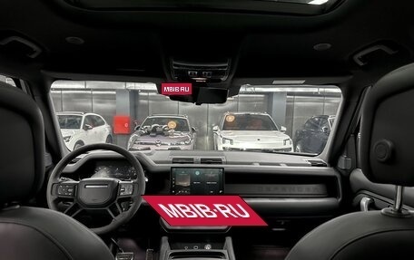 Land Rover Defender II, 2022 год, 15 990 000 рублей, 23 фотография