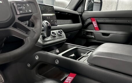 Land Rover Defender II, 2022 год, 15 990 000 рублей, 21 фотография