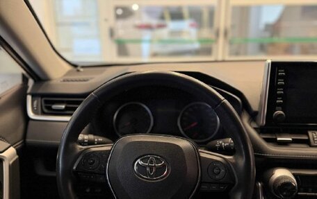 Toyota RAV4, 2020 год, 3 910 500 рублей, 6 фотография