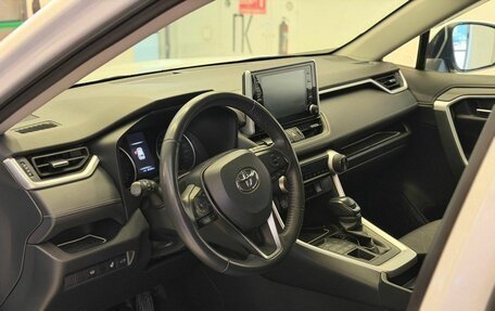 Toyota RAV4, 2020 год, 3 910 500 рублей, 12 фотография