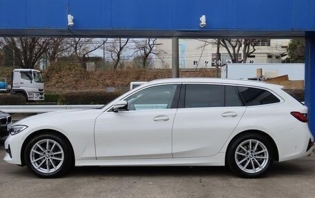 BMW 3 серия, 2022 год, 2 250 000 рублей, 2 фотография