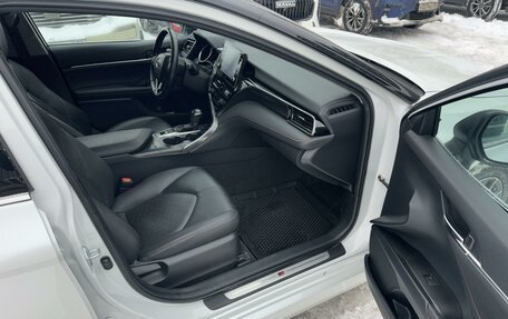 Toyota Camry, 2021 год, 3 499 000 рублей, 6 фотография