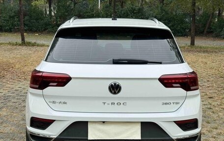 Volkswagen T-Roc I, 2022 год, 1 920 333 рублей, 6 фотография