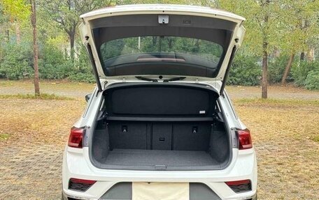 Volkswagen T-Roc I, 2022 год, 1 920 333 рублей, 18 фотография