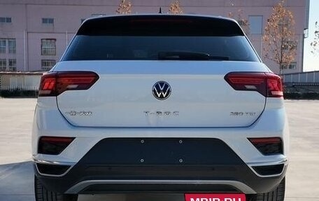 Volkswagen T-Roc I, 2022 год, 1 680 333 рублей, 6 фотография