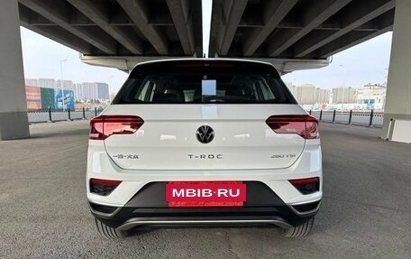 Volkswagen T-Roc I, 2023 год, 1 754 333 рублей, 5 фотография