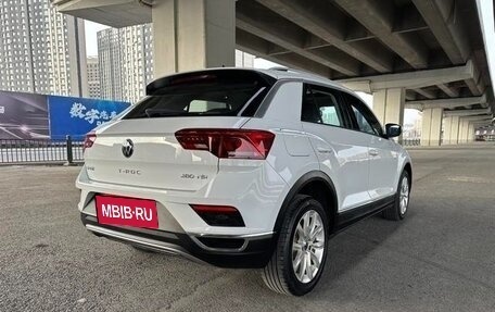 Volkswagen T-Roc I, 2023 год, 1 754 333 рублей, 4 фотография