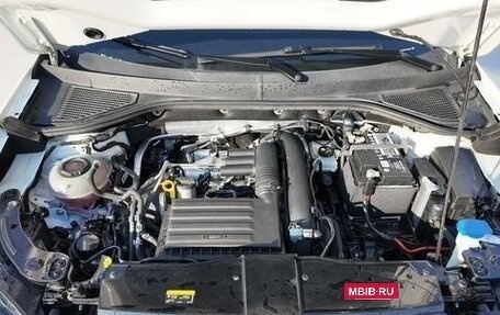 Volkswagen T-Roc I, 2022 год, 1 680 333 рублей, 15 фотография