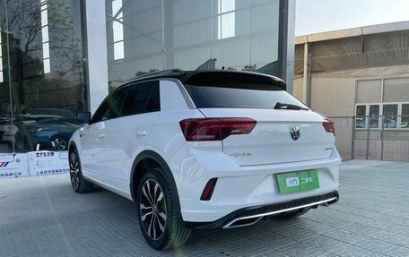 Volkswagen T-Roc I, 2022 год, 1 820 333 рублей, 5 фотография