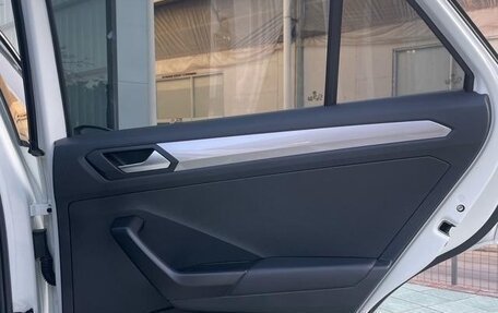 Volkswagen T-Roc I, 2022 год, 1 820 333 рублей, 16 фотография