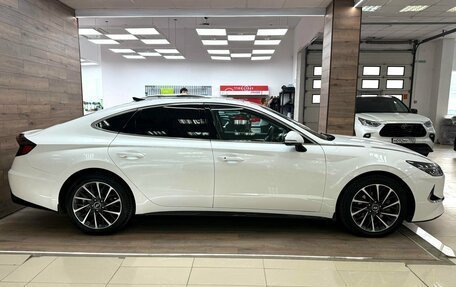 Hyundai Sonata VIII, 2021 год, 2 100 000 рублей, 5 фотография