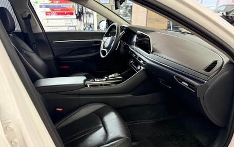 Hyundai Sonata VIII, 2021 год, 2 100 000 рублей, 32 фотография