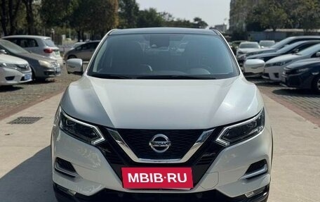 Nissan Qashqai, 2022 год, 1 680 000 рублей, 2 фотография