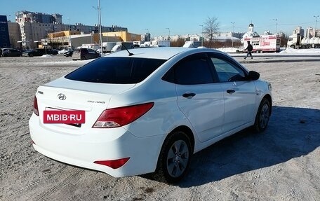 Hyundai Solaris II рестайлинг, 2015 год, 420 000 рублей, 10 фотография