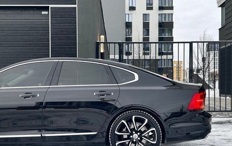 Volvo S90 II рестайлинг, 2017 год, 2 600 000 рублей, 4 фотография