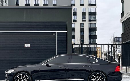 Volvo S90 II рестайлинг, 2017 год, 2 600 000 рублей, 2 фотография