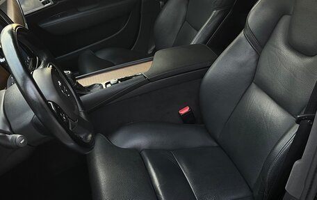 Volvo S90 II рестайлинг, 2017 год, 2 600 000 рублей, 23 фотография